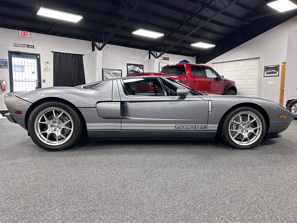 2006 Ford GT 1st Gen - Image 8 of 17