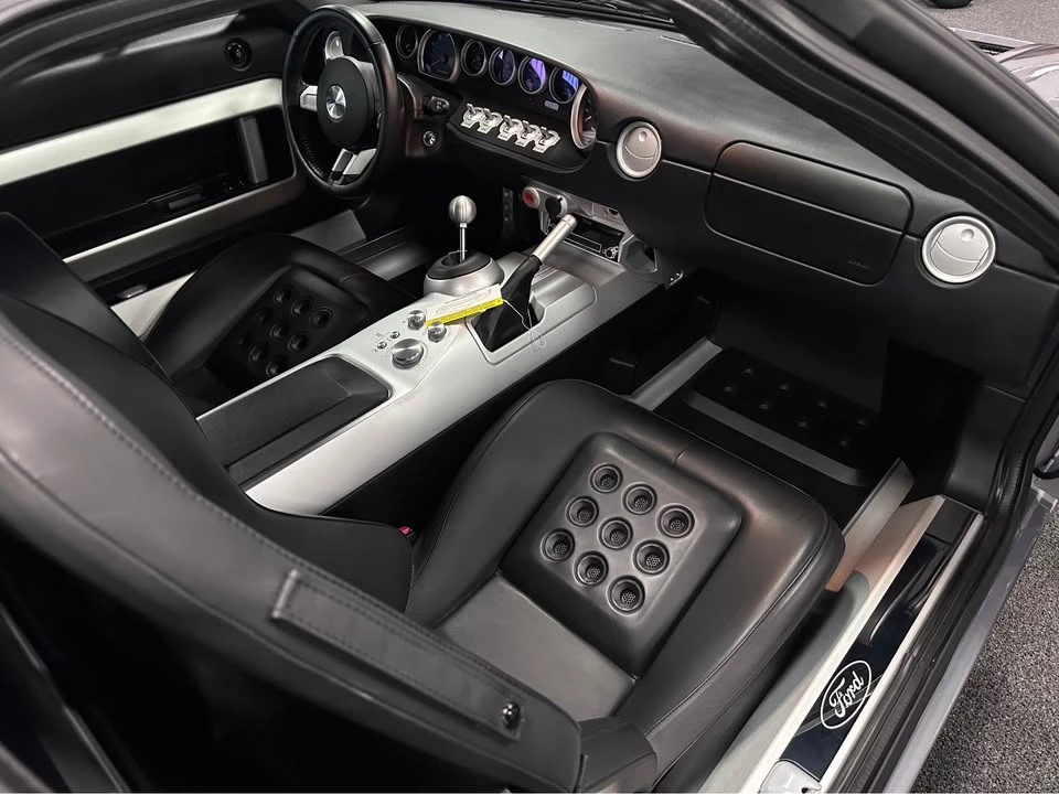 2006 Ford GT 1st Gen - Image 15 of 17