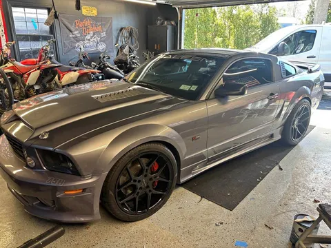 2006 Saleen Mustang Coupe