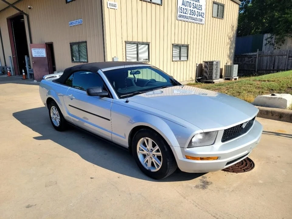 2006 Ford S197 Mustang - Image 2 of 17