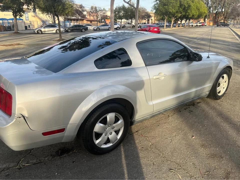 2006 Ford S197 Mustang - Image 3 of 8