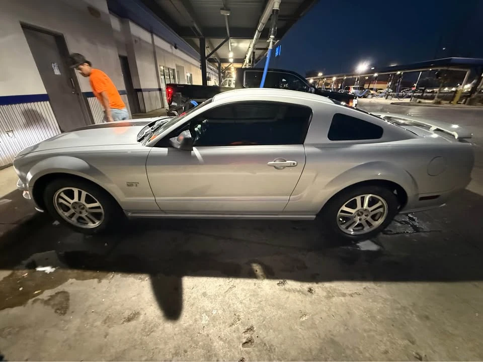 2006 Ford S197 Mustang - Image 2 of 9