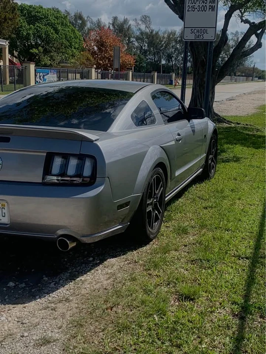 2006 Ford S197 Mustang GT - Image 2 of 7