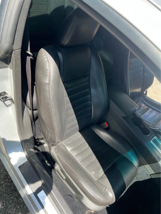 2006 Ford S197 Mustang - Image 11 of 16