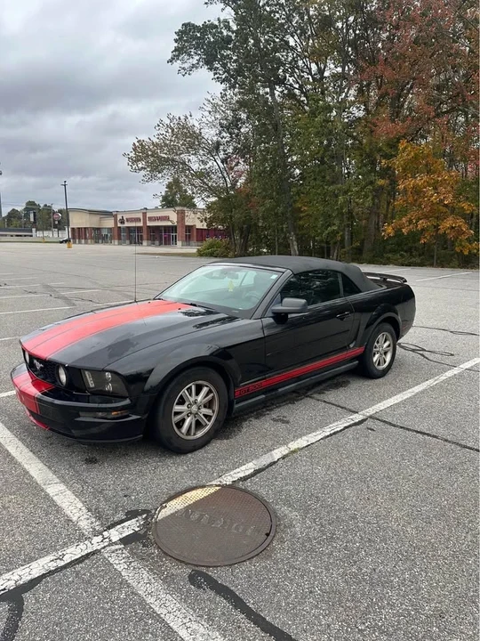 2006 Ford S197 Mustang - Image 2 of 13