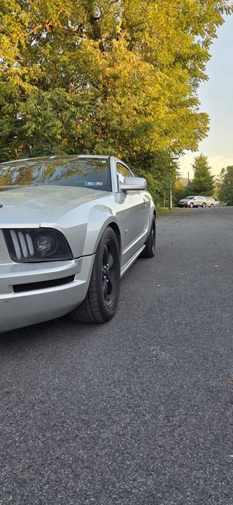 2006 Ford S197 Mustang - Image 2 of 16