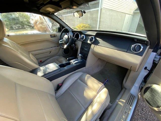 2006 Ford S197 Mustang - Image 10 of 13