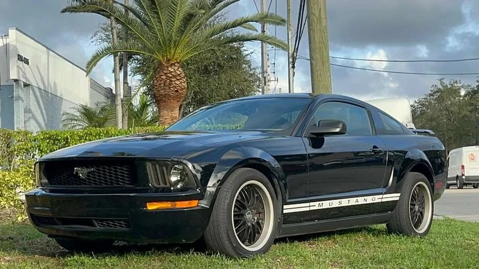 2006 Ford S197 Mustang - Image 3 of 7