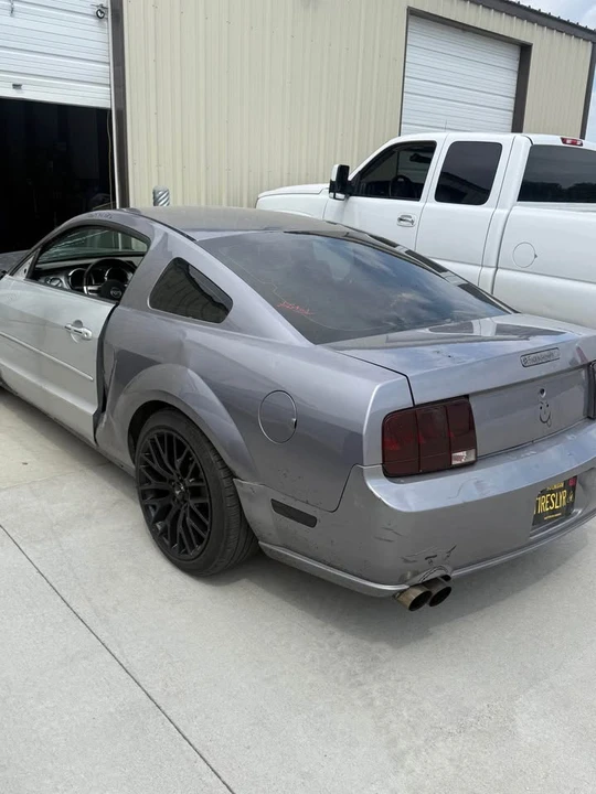 2006 Ford S197 Mustang GT - Image 3 of 8