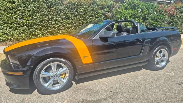2006 Ford Mustang GT Premium Convertible