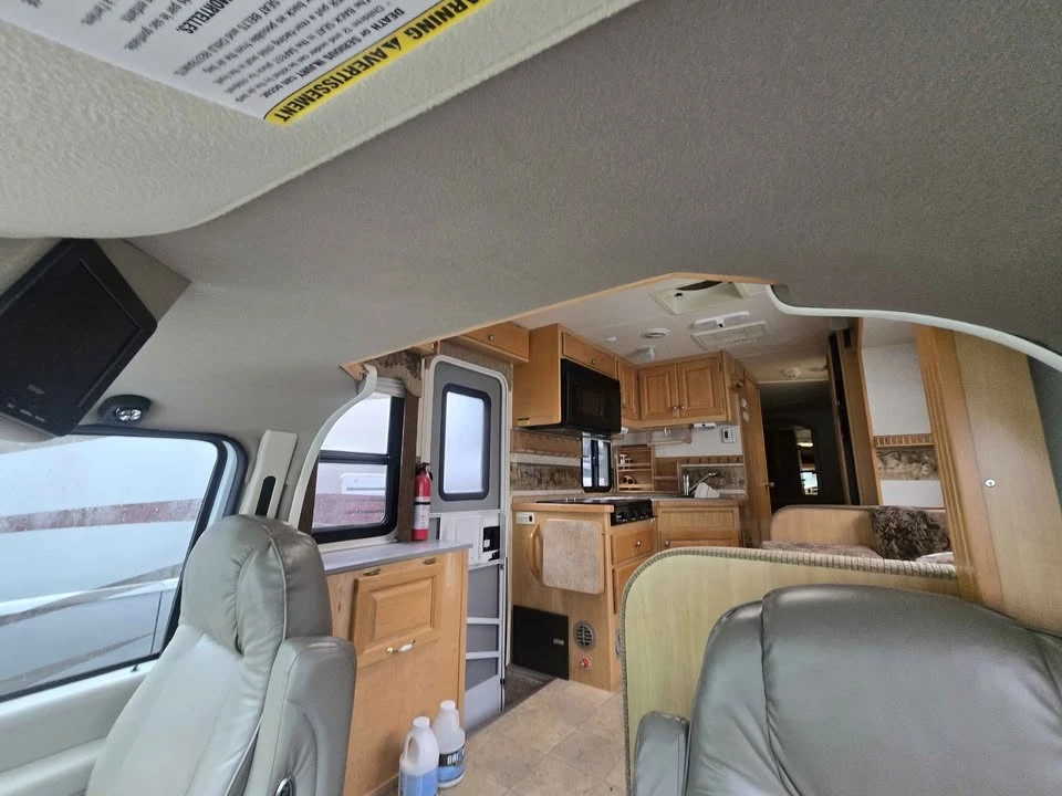 2006 Ford Econoline Van - Image 7 of 20