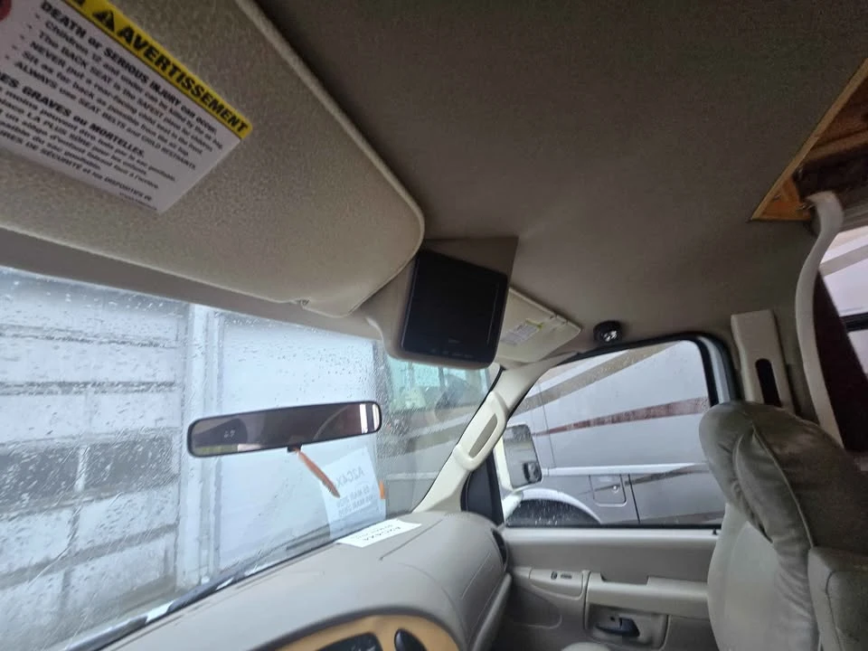 2006 Ford Econoline Van - Image 8 of 20