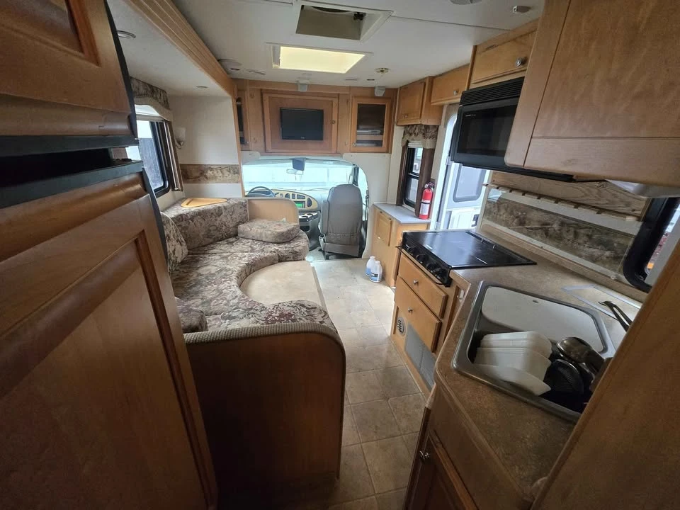 2006 Ford Econoline Van - Image 16 of 20