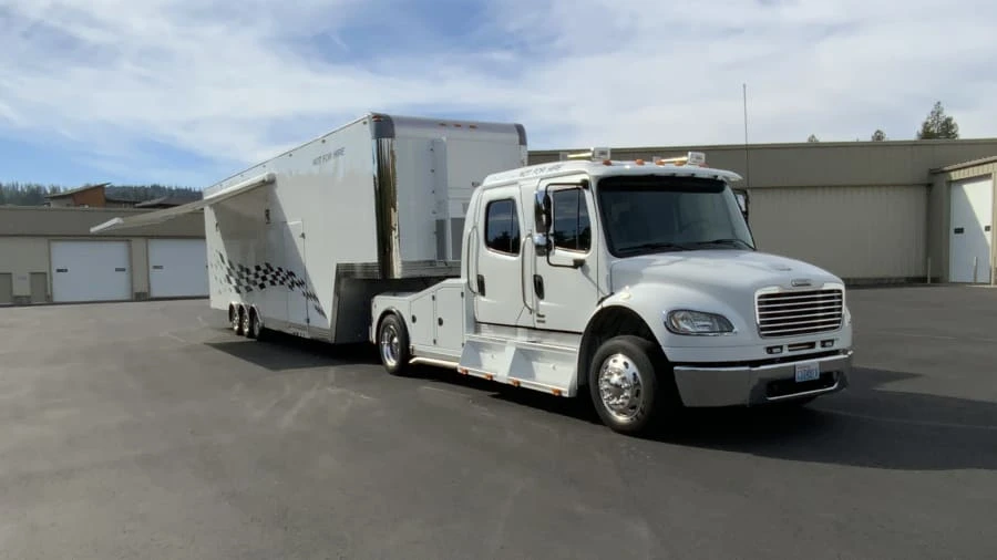 2006 Freightliner - Image 4 of 26
