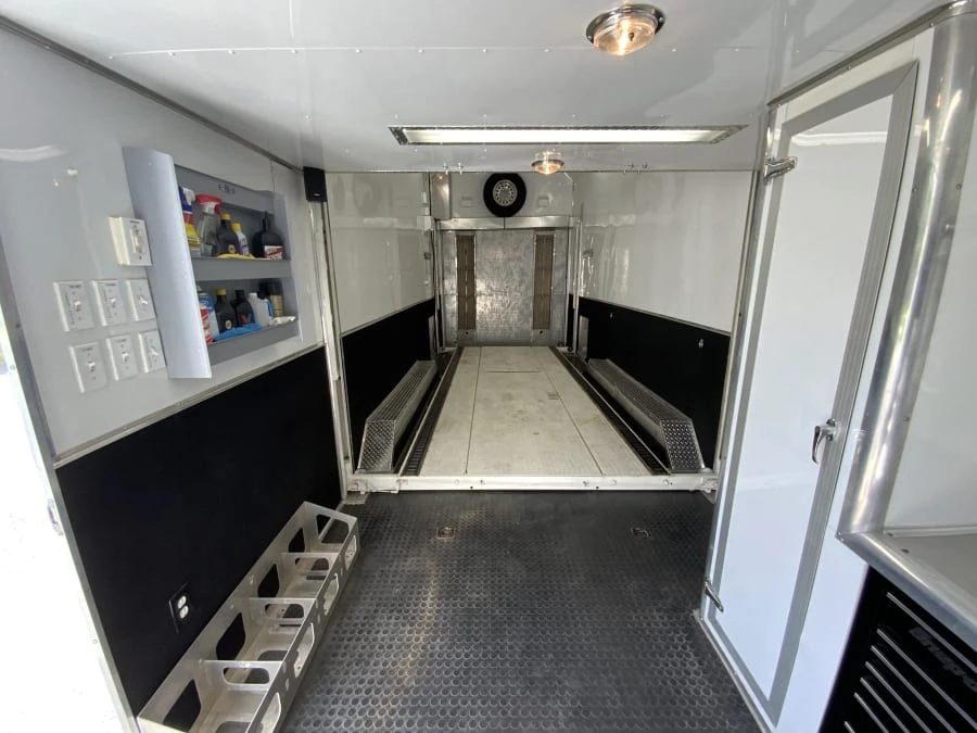 2006 Freightliner - Image 20 of 26
