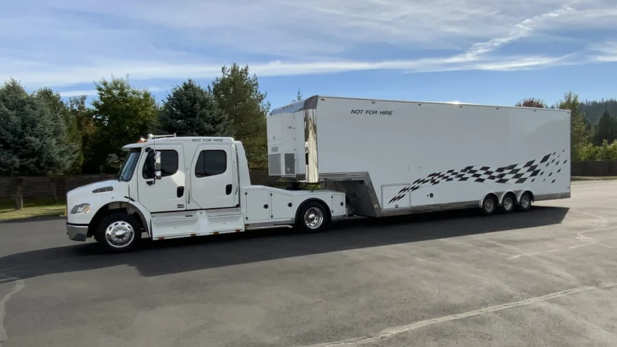 2006 Freightliner - Image 2 of 26