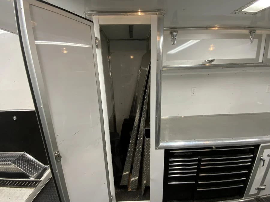 2006 Freightliner - Image 13 of 26