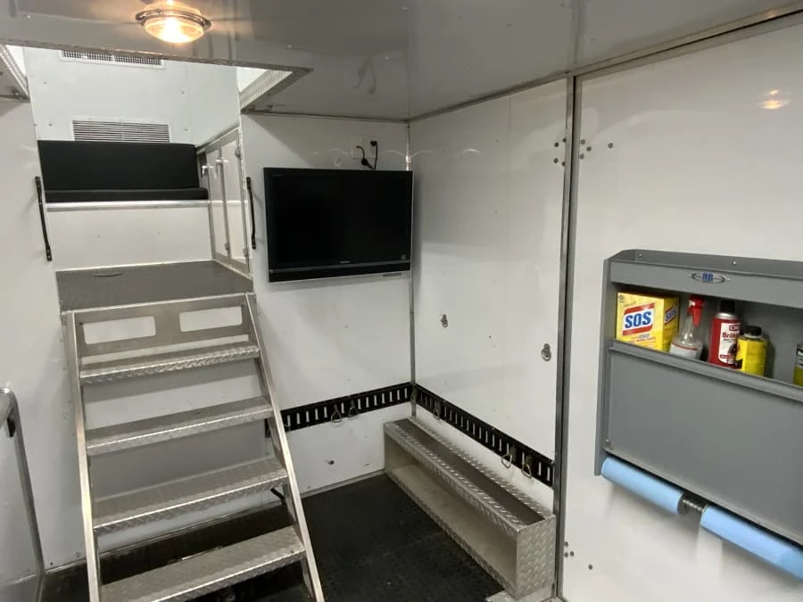 2006 Freightliner - Image 16 of 26