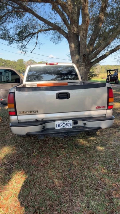 2006 GMC Sierra 2nd Gen - Image 5 of 6