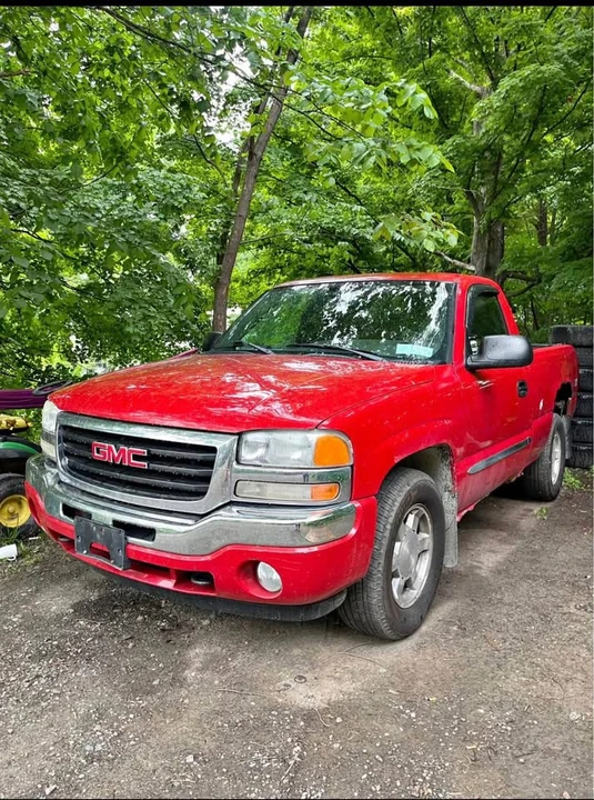2006 GMC Sierra 2nd Gen - Image 2 of 2