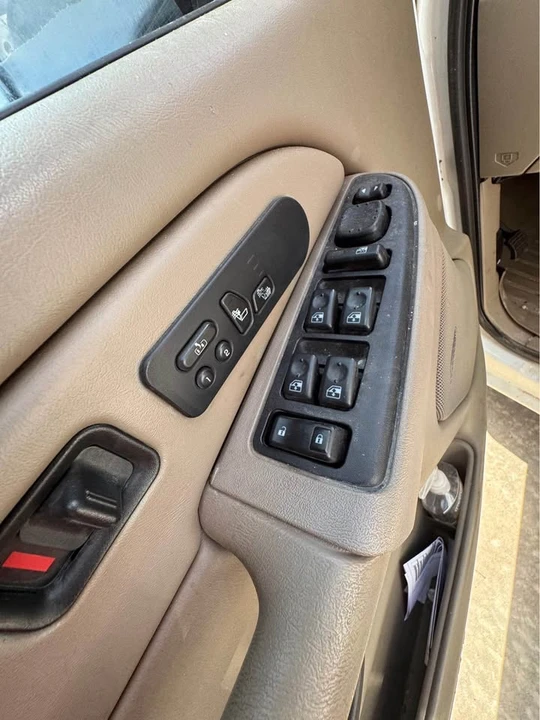2006 GMC Sierra 2nd Gen - Image 11 of 20