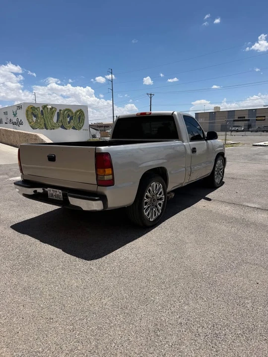 2006 GMC Sierra 2nd Gen - Image 4 of 6