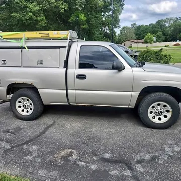 2006 GMC 1500 Regular Cab Short Bed