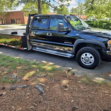 2006 GMC 3500 Crew Cab Hodges Hauler Ramp Truck