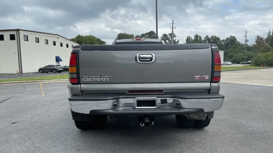 2006 GMC Sierra Heavy Duty 2nd Gen - Image 3 of 14