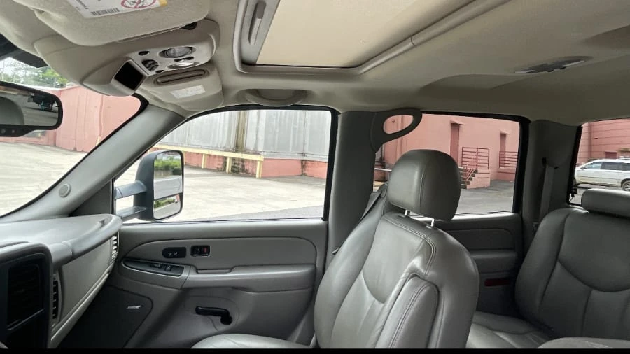 2006 GMC Sierra Heavy Duty 2nd Gen - Image 7 of 14