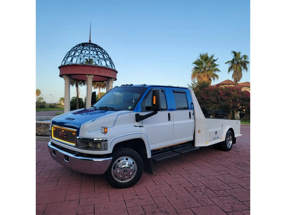 2006 GMC TopKick - Image 3 of 31
