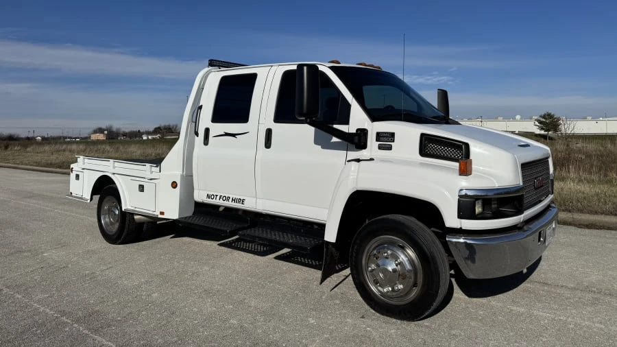 2006 GMC TopKick - Image 4 of 11
