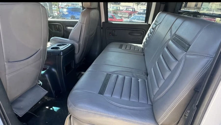2006 GMC TopKick - Image 10 of 11