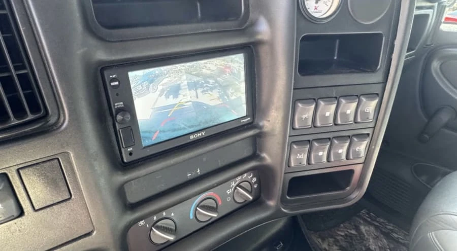 2006 GMC TopKick - Image 11 of 11