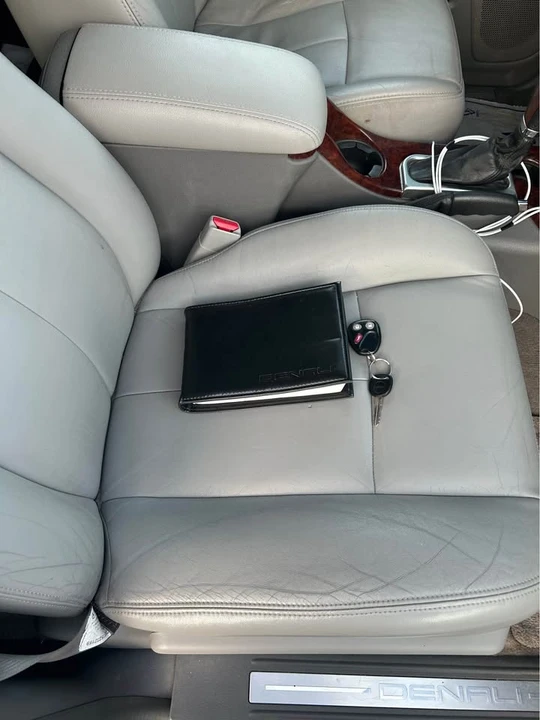 2006 GMC Envoy - Image 14 of 15
