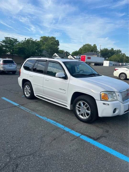 2006 GMC Envoy - Image 2 of 15