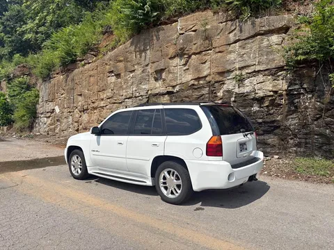 2006 GMC Envoy Denali Sport Utility 4D