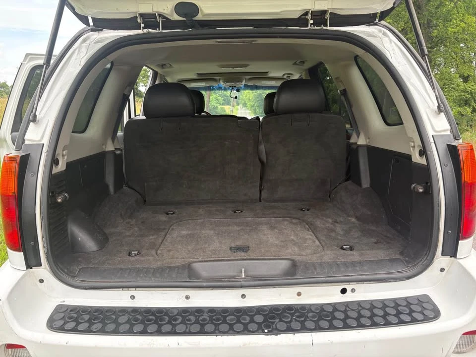 2006 GMC Envoy - Image 11 of 12