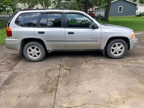 2006 GMC Envoy SLE Sport Utility 4D