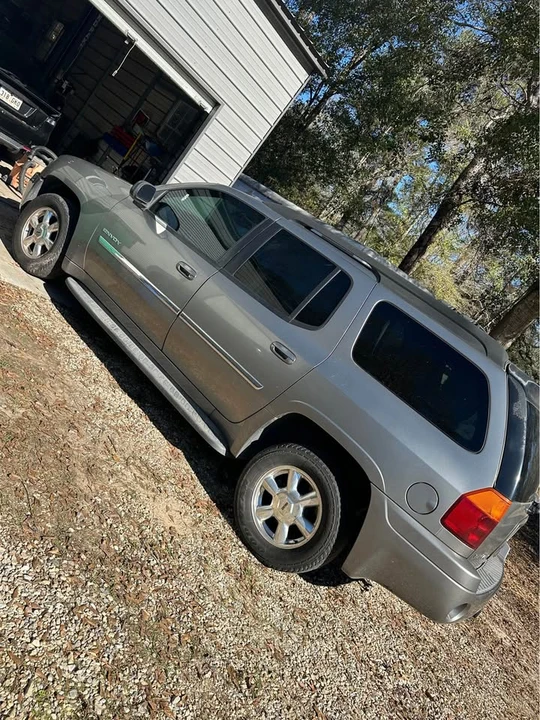 2006 GMC Envoy - Image 2 of 5