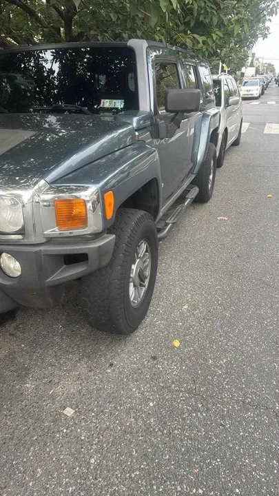 2006 GMC Hummer EV - Image 2 of 3