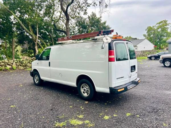 2006 GMC Savana - Image 5 of 28