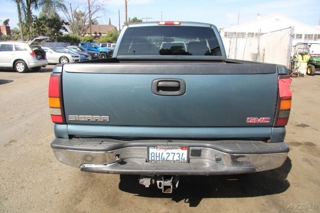 2006 GMC Sierra 2nd Gen - Image 6 of 21