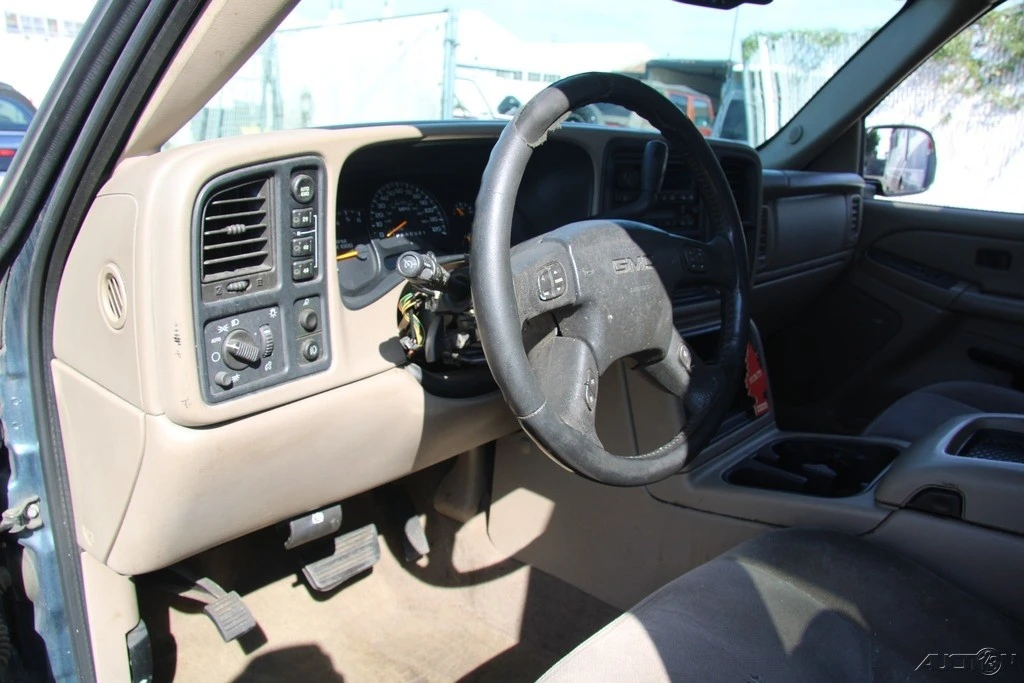 2006 GMC Sierra 2nd Gen - Image 14 of 21