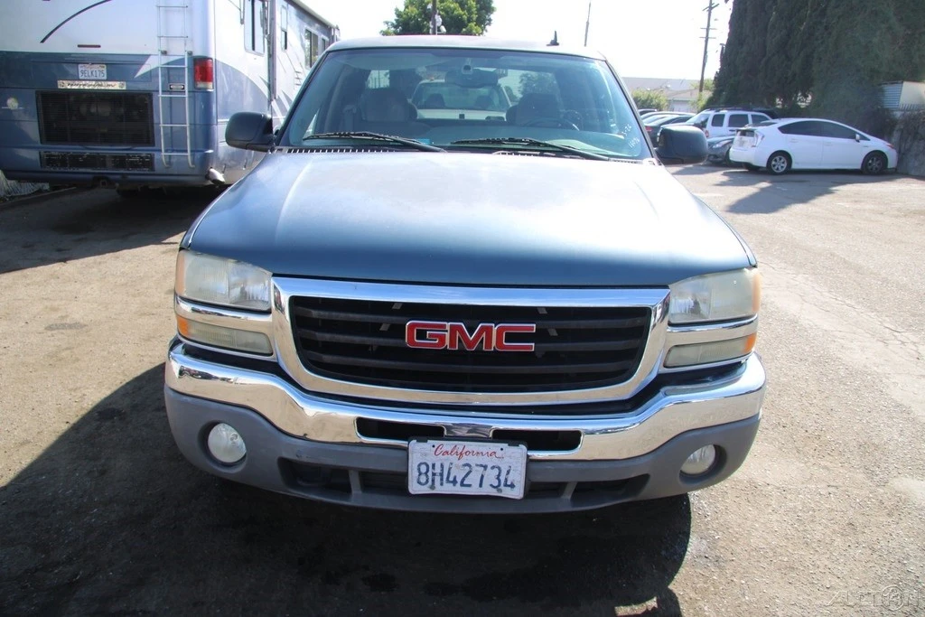 2006 GMC Sierra 2nd Gen - Image 11 of 21