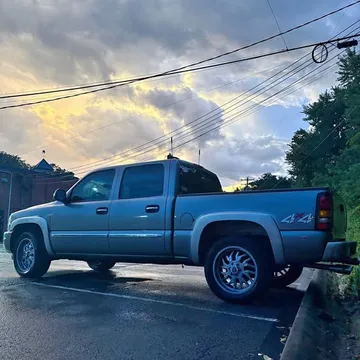 2006 GMC Sierra 1500 Crew Cab SL
