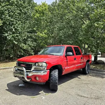 2006 GMC Sierra 1500 Crew Cab SLT Pickup 4D 5 3/4 ft