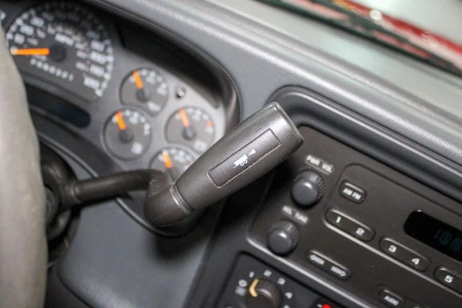 2006 GMC Sierra 2nd Gen - Image 13 of 24