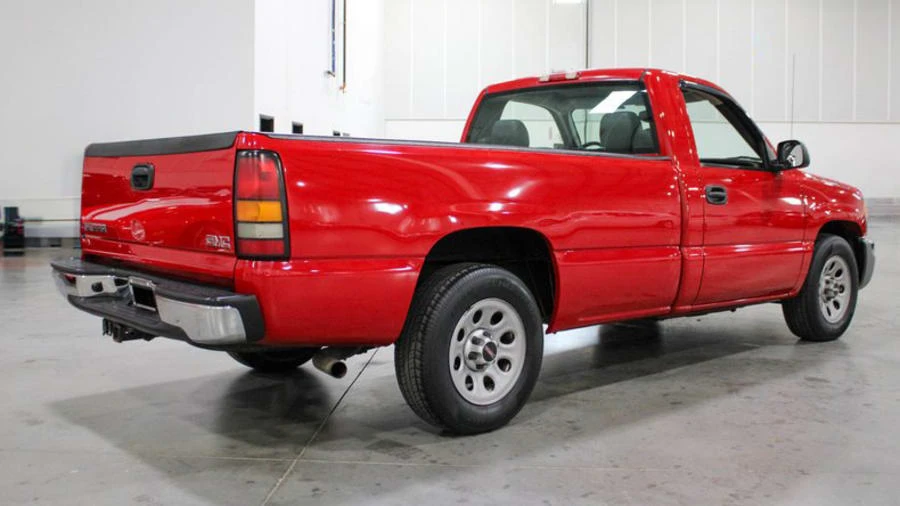2006 GMC Sierra 2nd Gen - Image 3 of 24