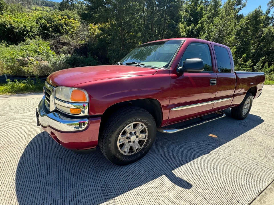 2006 GMC Sierra 2nd Gen - Image 8 of 31